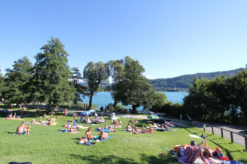 Ferienwohnungen Fiala-Koefer Portschach am Woerthersee Exterior photo